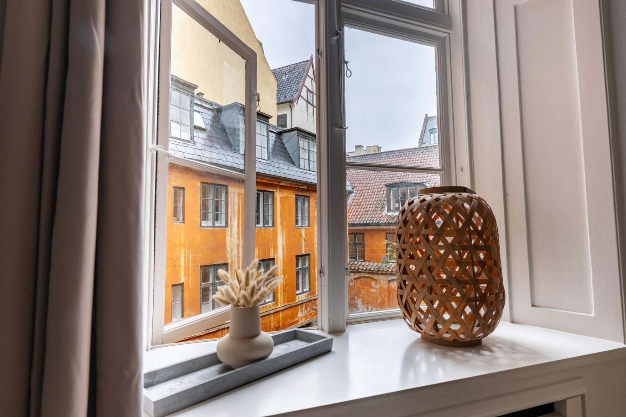 Rare 4Br Apartment W Unique Details In Cph City Kopenhagen Buitenkant foto
